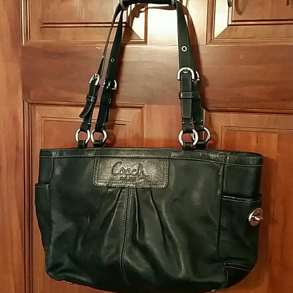 Classic black leather Genuine Coach shoulder bag